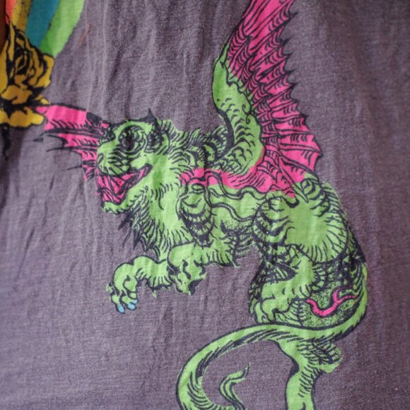 Magnolia Pearl Dragons and Roses T - Picture 6 of 14